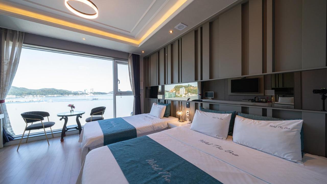 Hotel The One Yeosu Bagian luar foto