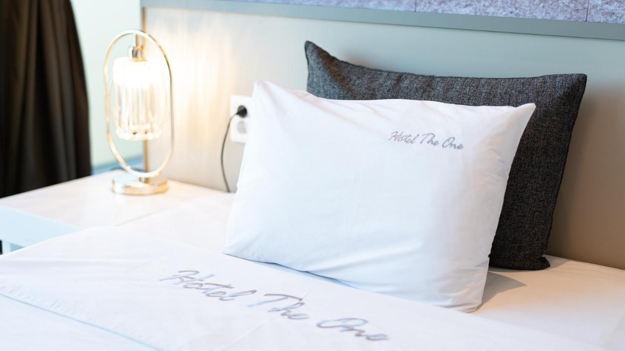 Hotel The One Yeosu Bagian luar foto