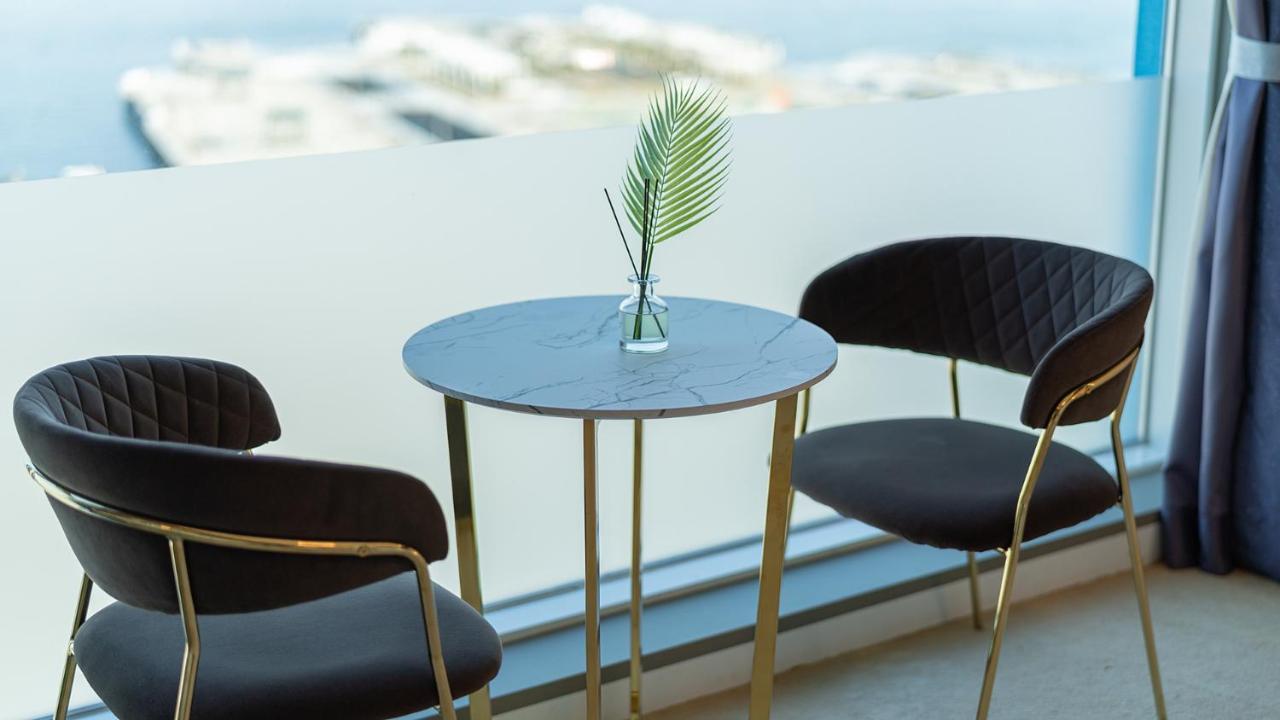 Hotel The One Yeosu Bagian luar foto