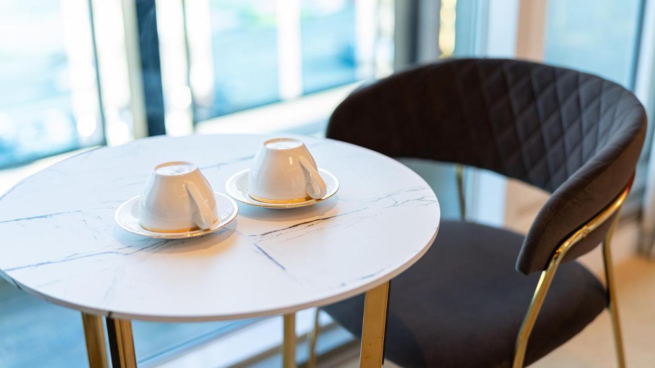 Hotel The One Yeosu Bagian luar foto